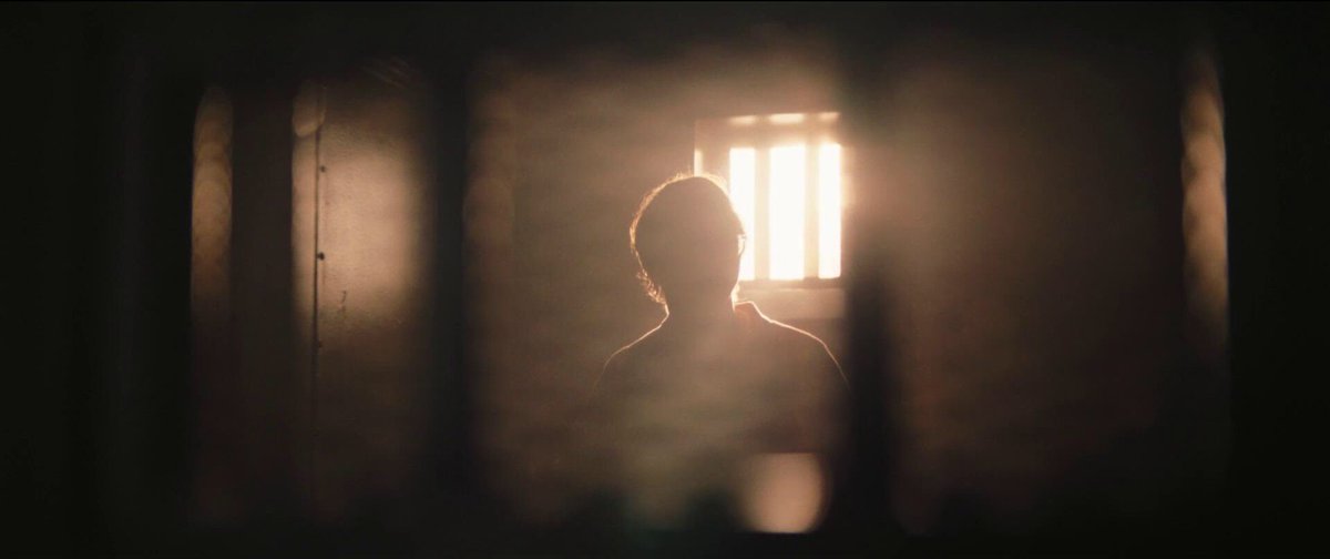 SolaceCinema's tweet photo. Roger Deakins says THE BATMAN has the best cinematography of 2022.

“The reason it wasn’t [nominated] is pure and simple: snobbery. There’s this unfair tendency to avoid … popular universes. It comes down to the work. Good work is good work whatever the genre.” https://t.co/mFrodpWKpm