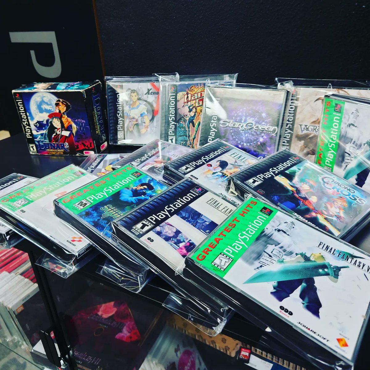 RetroGameVault's tweet photo. Hey everyone! It's The Retro Game Vault! Decided to stay late tonight to get some more stuff done, and got all this stuff ready while I was at it! Everything you see will be available when I open on Monday, hope to see you then! https://t.co/BZQXWkRVDQ