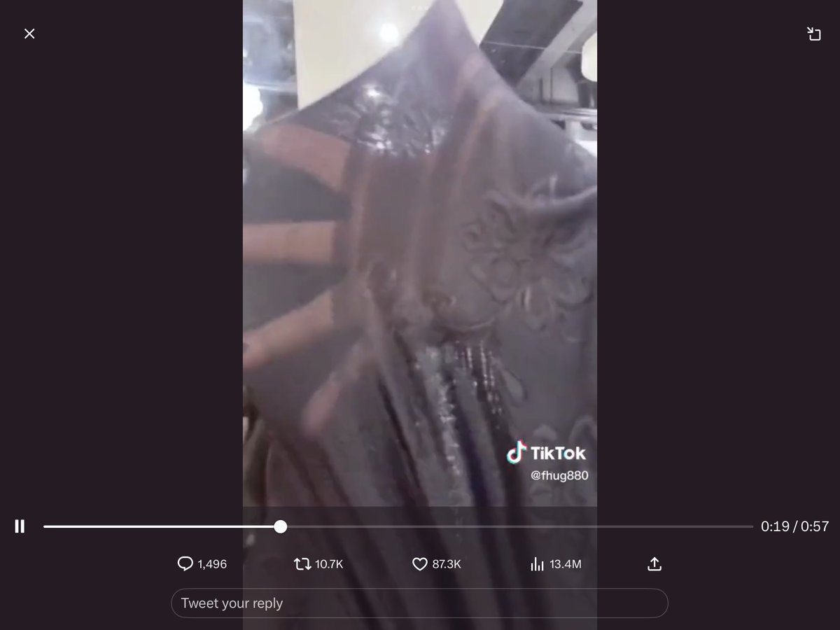 sirleon3's tweet photo. @PaigeChristieUK Sooooo…🤷🏾‍♂️ https://t.co/prAZzTzKwo