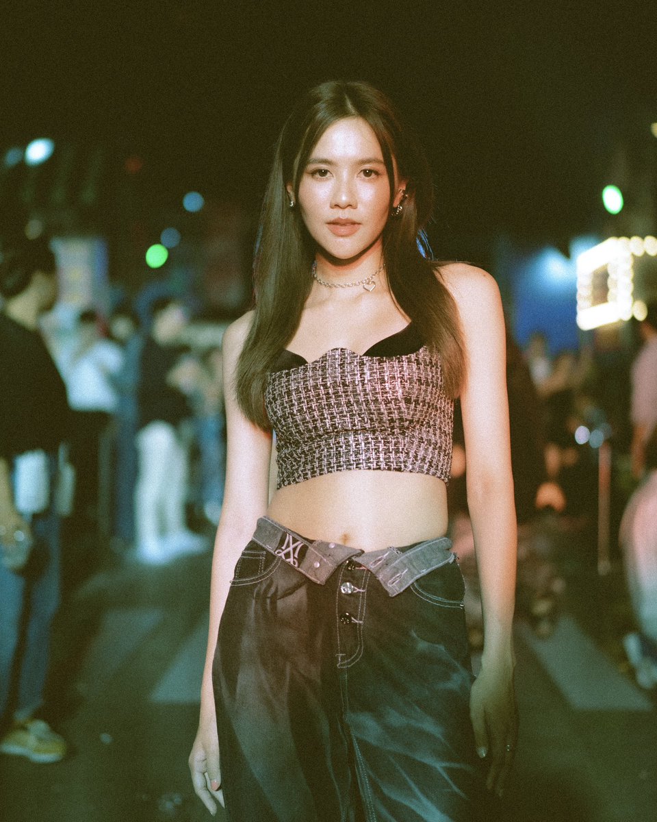 CHAYAKY_10's tweet photo. Cinematic mood fashion Vogue 10th fest
.
#VogueTH10thAnniversary
#Vogue10thFest
#Vogue10th
#PPsnap #Chayaky 
#NamneungMilinD
#janekunjiranut 
#pupejiradapa 
#jajanapaphat https://t.co/w6s2QCPwSS