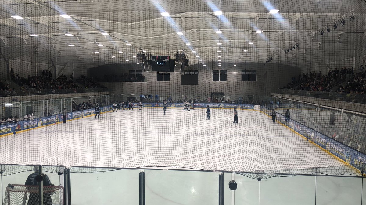 PFSport's tweet image. Last night we went to watch @BristolPitbulls in a thrilling ice hockey match. The girls even got on the ice at the end to see the team #girlsontour #pficehockey #planetice #newsport