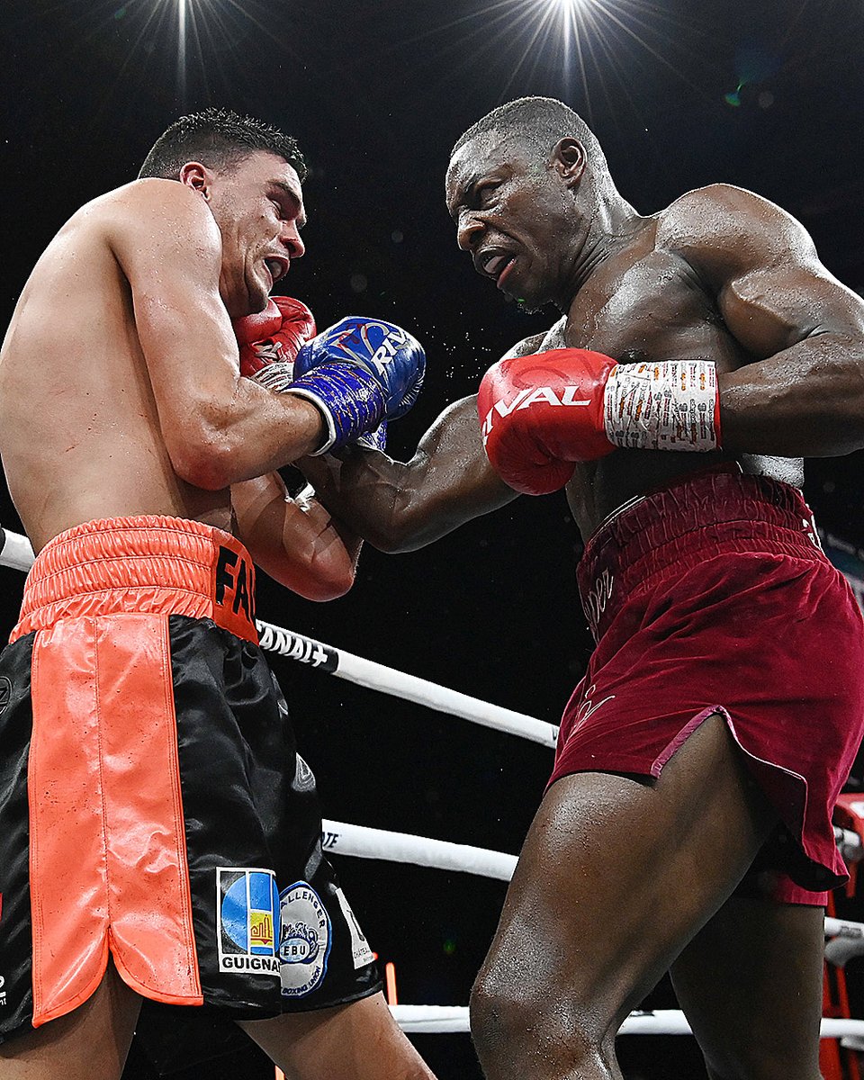BoxingNewsED's tweet photo. Dan Azeez wins the European light-heavyweight title by stopping Thomas Faure in the final round on Saturday at Zenith de Paris in an exciting fight.

#AzeezFaure 

📸 @scantechmedia https://t.co/9CQQdMZ7i3