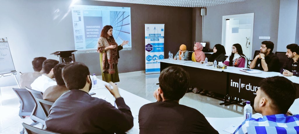 Three-Day Training on Entrepreneurship Skills.
Day-1:Discover the world of #Entrepreneurship with #NICPeshawar! Learn opportunities for Afg students,formalities to join &tricks for start-ups from Ms.@ShawanaZeeshan.hear success stories,Q&A @IMSciences_Pesh @HsspPakistan @NDF_Pak