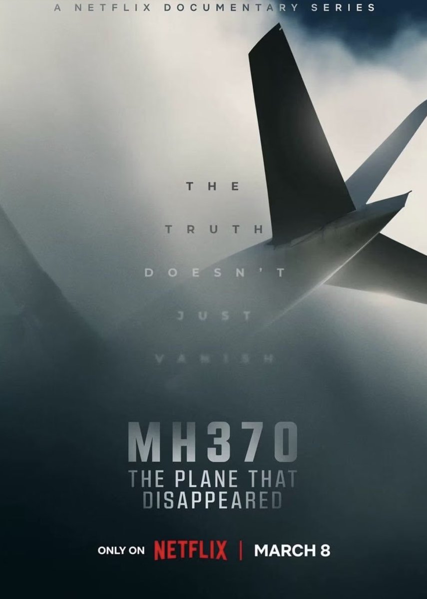 MaxJayz's tweet photo. Qui a vu la série @NetflixFR sur le Vol MH370? Cet avion de la Malaysia Airlines qui en 2014 a tout d’un coup disparu dans les airs, sans jamais qu’on le retrouve. C’est quoi votre théorie?
#TeamParieur #Netflix #VolMH370 #FlyMH370 https://t.co/kKjVeQwkhE