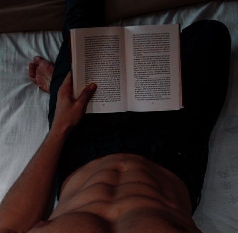 AlwysBnTheAlpha's tweet photo. "A little late-night reading while @Sarcastic_Bats sleeps soundly next to me."
#SeductiveSunday #OnlyForHim https://t.co/HcnuHqHJcF