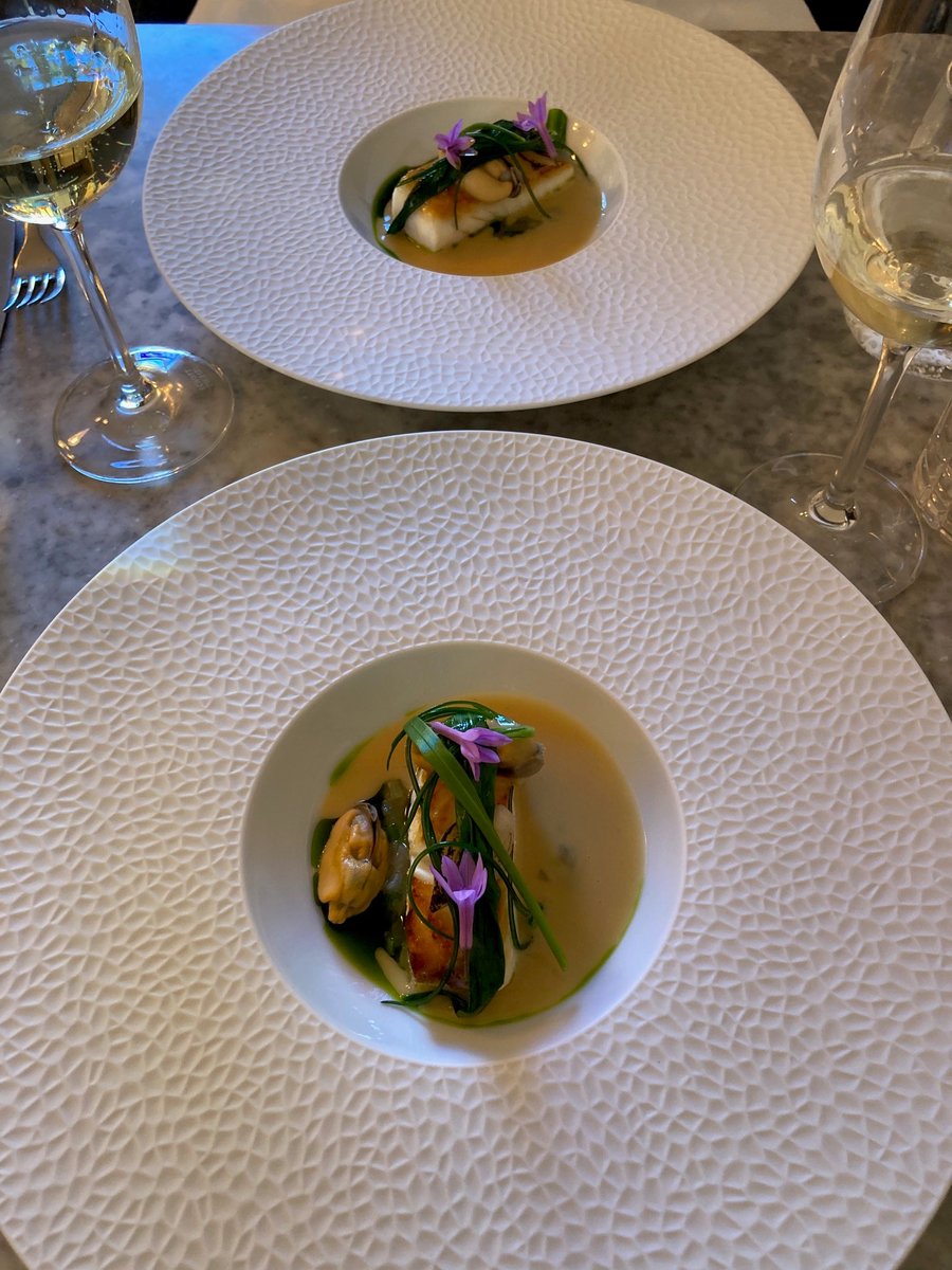 MichelinGuideUK's tweet photo. Tidy
Lunch @Restaurant22Cam
#Cambridge
https://t.co/EBX9jT3dPB https://t.co/VpZJ1HMogn