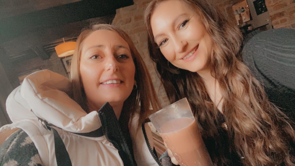 emmalabbett tweet media