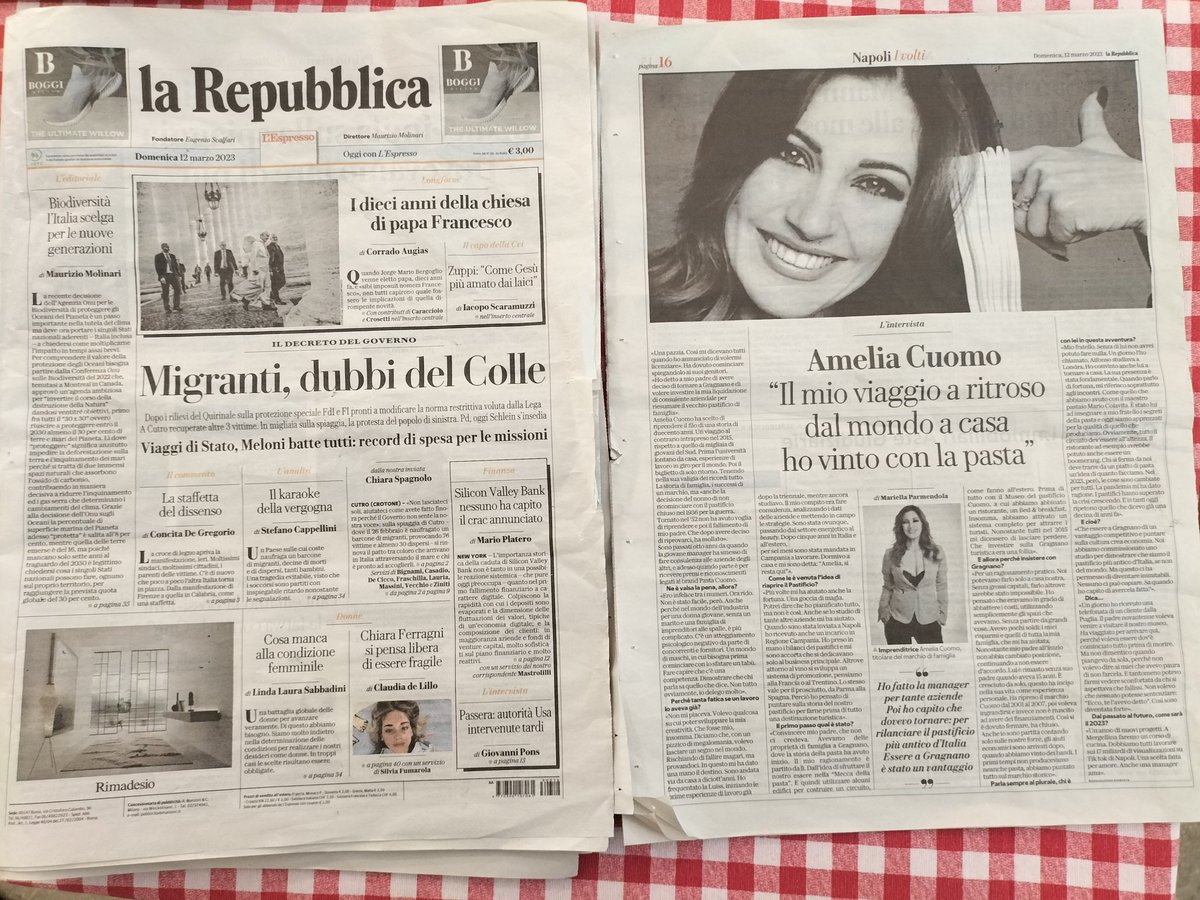 Pasta Cuomo (@pastacuomo) on Twitter photo OGGI IN EDICOLA su la <a href="/LaRepubblica_it/">La Repubblica It</a>
Buona domenica a tutti ๐
grazie a <a href="/larepubblica_/">La Repubblica (APB)</a> per aver pubblicato la storia della nostra Amelia, grazie a Mariella Parmendola per averla raccontata.
...addirittura un'intera pagina
venite a trovarci a #gragnano nella storica via Roma OGGI IN EDICOLA su la <a href="/LaRepubblica_it/">La Repubblica It</a>
Buona domenica a tutti ๐
grazie a <a href="/larepubblica_/">La Repubblica (APB)</a> per aver pubblicato la storia della nostra Amelia, grazie a Mariella Parmendola per averla raccontata.
...addirittura un'intera pagina
venite a trovarci a #gragnano nella storica via Roma