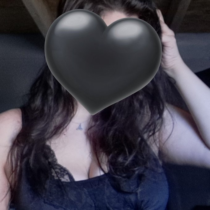 My onlyfans is discounted right now! Only 7 left and it's over on March 21st! Come look at my goth slut<a href="/tag/porn"class="tags"><span>#porn</span></a><a href="/tag/boobs"class="tags"><span>#boobs</span></a><a href="/tag/pornhub"class="tags"><span>#pornhub</span></a><a href="/tag/premiumsnapchat"class="tags"><span>#premiumsnapchat</span></a>