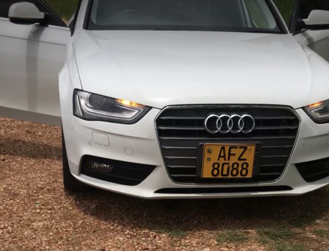 six_papi's tweet photo. My friend's Audi A4, Reg AFZ 8088 was hijacked last night in Waterfalls. If seen please contact Takunda on 0773997363 or contact the nearest police. Please retweet https://t.co/3e3PUrA6xH