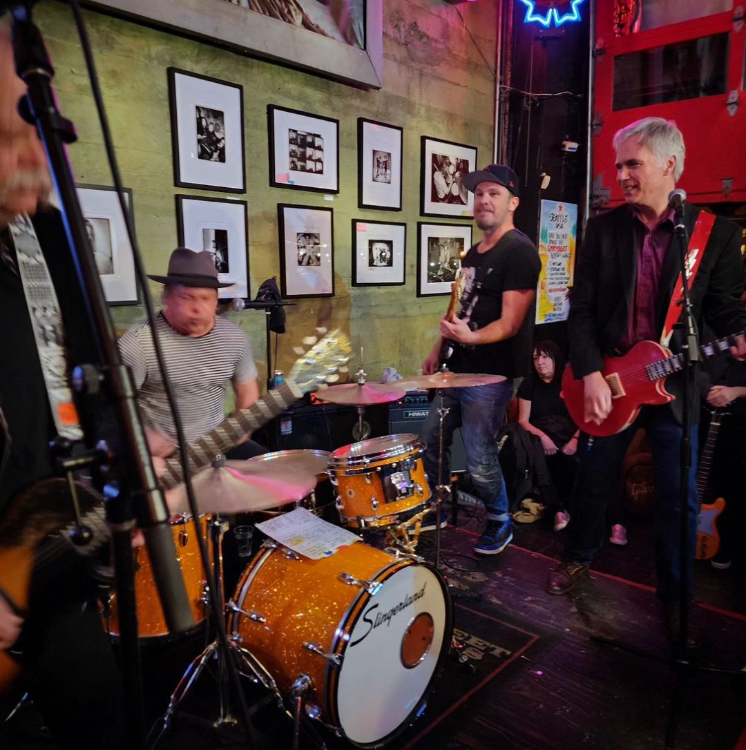 demetriosns's tweet photo. "i_wanna_feel_live @richard_stuverud with @official_ament at @easystreetrecords Seattle #jeffament #richardstuverud #tenclub #rock #rockmusic #grunge #90s #seattlescene #seattlelegends #livemusic #gig #rail #raillife #photography #concertphotography " https://t.co/iBFqSFRGsJ https://t.co/m9PlG4jNpW
