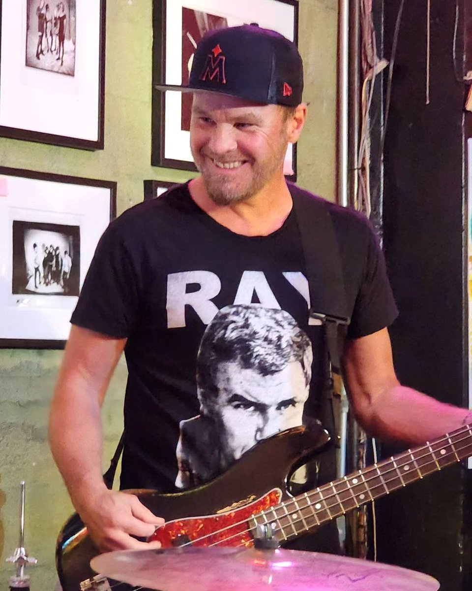 demetriosns's tweet photo. "i_wanna_feel_live @richard_stuverud with @official_ament at @easystreetrecords Seattle #jeffament #richardstuverud #tenclub #rock #rockmusic #grunge #90s #seattlescene #seattlelegends #livemusic #gig #rail #raillife #photography #concertphotography " https://t.co/iBFqSFRGsJ https://t.co/m9PlG4jNpW