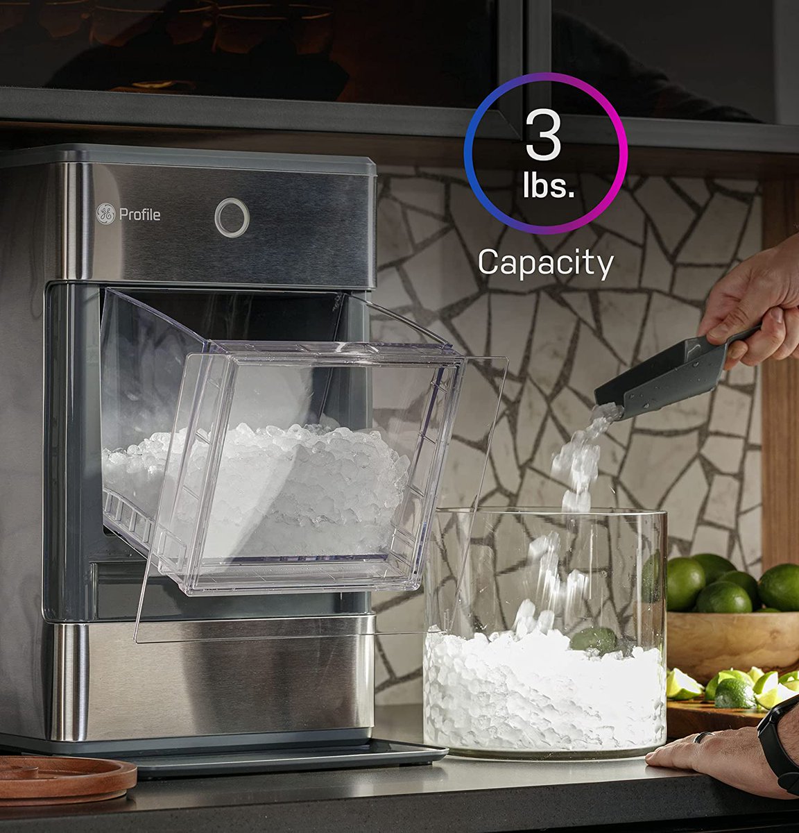 AMAZONFINDS333's tweet image. Upgrade your at-home bar game with the GE Profile Opal Countertop Nugget Ice Maker! Get it here: amzn.to/401ltLu It makes up to 24lbs of chewable nugget ice per day, perfect for cocktails and smoothies.  #IceMaker #NuggetIce #PortableIceMachine #HomeBarEssentials