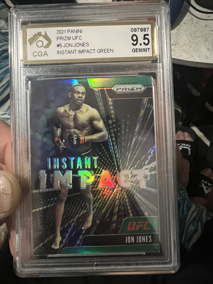 mrRon29's tweet image. The fKn CHaMP of CHaMPs in UFC ! Can’t wait to see more this year ! , I am selling this open to offers or trades HMU ! #panni #Collections