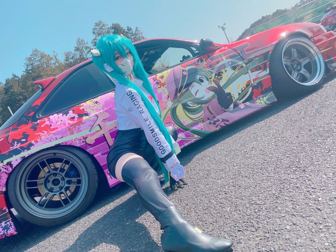 痛フェスお疲れ様でしたっ!!🏎🏁皆様かっこよすぎてテンション上がりまくりでした！レーミク3人併せもとても楽しかったし船長