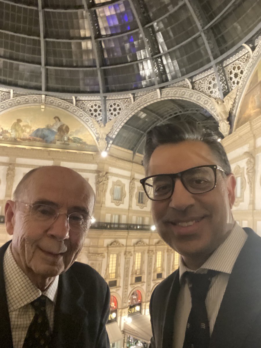 Dr_Andrology's tweet photo. Pleasure to meet #PatrickWalsh in Milan overlooking Duomo @uroweb #EAU22 - I still have his original DVD retropubic prostatectomy @JohnsHopkins https://t.co/y1BFDejycL