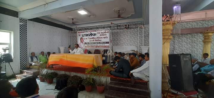 VishalGautamBMP's tweet photo. #BAMCE
आज उत्तर प्रदेश के लखनऊ में बामसेफ एवं सहयोगी संग़ठन का एक दिवसीय ट्रेनिंग फॉर ट्रेनर्स
स्थान: वृंदावन पैलेस कानपुर रोड, लखनऊ, उत्तर प्रदेश
दिनांक- 12 मार्च 2023 (रविवार)
समय : 10 बजे से 5 बजे तक
प्रशिक्षक - मा. डी. आर. ओहोल
(राष्ट्रीय प्रधान महासचिव, बामसेफ, नई दिल्ली ) https://t.co/ZbrCUVBrit