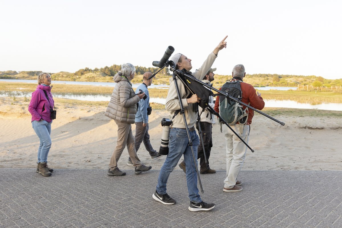 vogelnieuws's tweet image. Help jij mee de #Vogelweek tot een succes te maken? Organiseer een leuke #vogelexcursie, digitale vogelroute of andere activiteit: iedereen is welkom om iets te organiseren. 😃

Hier lees je meer: vogelbescherming.nl/nationale-voge…