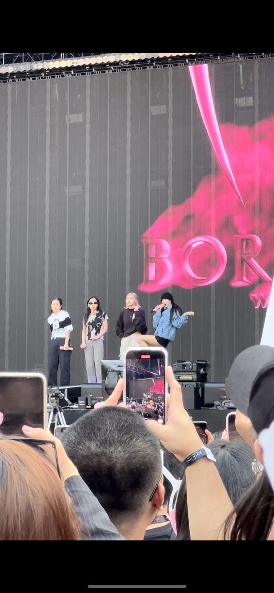 THEYRE HERE FUCK 230312 #BORNPINKinJAKARTA #BORNPINKinJKT #BLACKPINKinJAKARTA #BLACKPINKinJKT #BLACKPINK_WORLDTOUR #BLACKPINK_BORNPINK #BLACKPINK