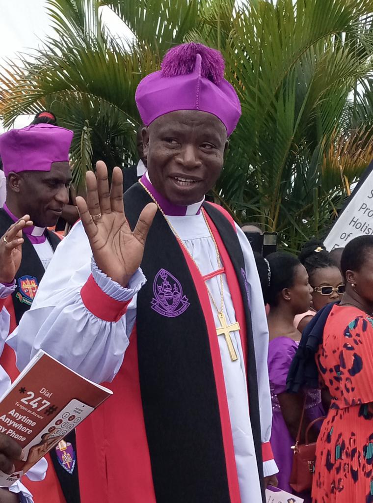 neonazur's tweet photo. Congratulations @AsiimweOnesimus upon your consecration and enthronement as bishop of North Kigezi. You served @stfrancis_mak deligently. We pray God continues to guide you on this new journey. #uncleO https://t.co/jL8fJP1Y6B