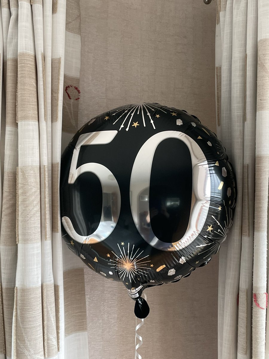 Darren Roberts tweet media