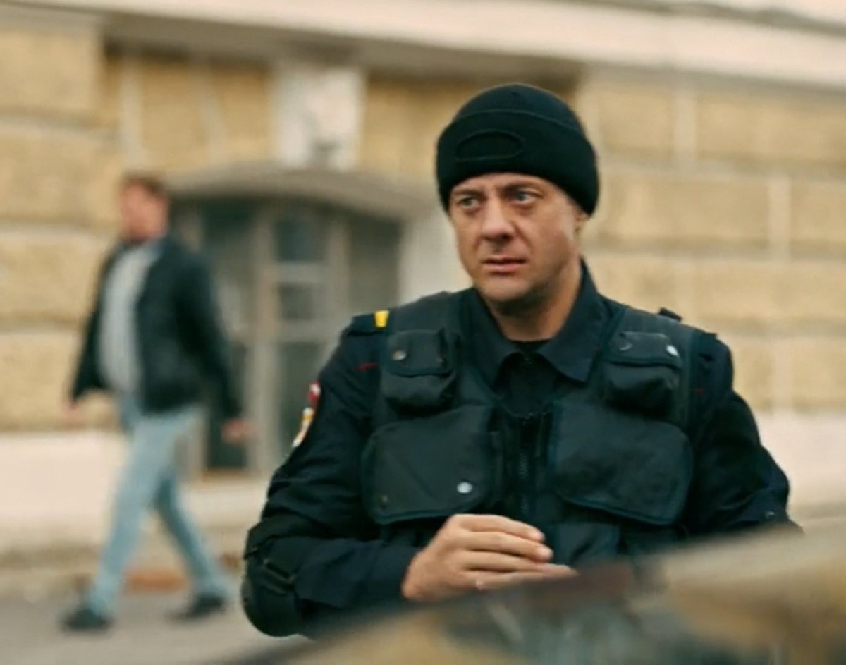 PshenishkaLia's tweet photo. Алексей Ведерников в сериале «открывай, полиция!» (2022) 

Чтобы вам не пришлось смотреть весь сериал (на мое субъективное мнение достаточно посредственный) вырезки с прекрасным Алексеем будут ниже

❗ TW Охлобыстин ❗

Я предупредила! https://t.co/Wnv3xquzjs