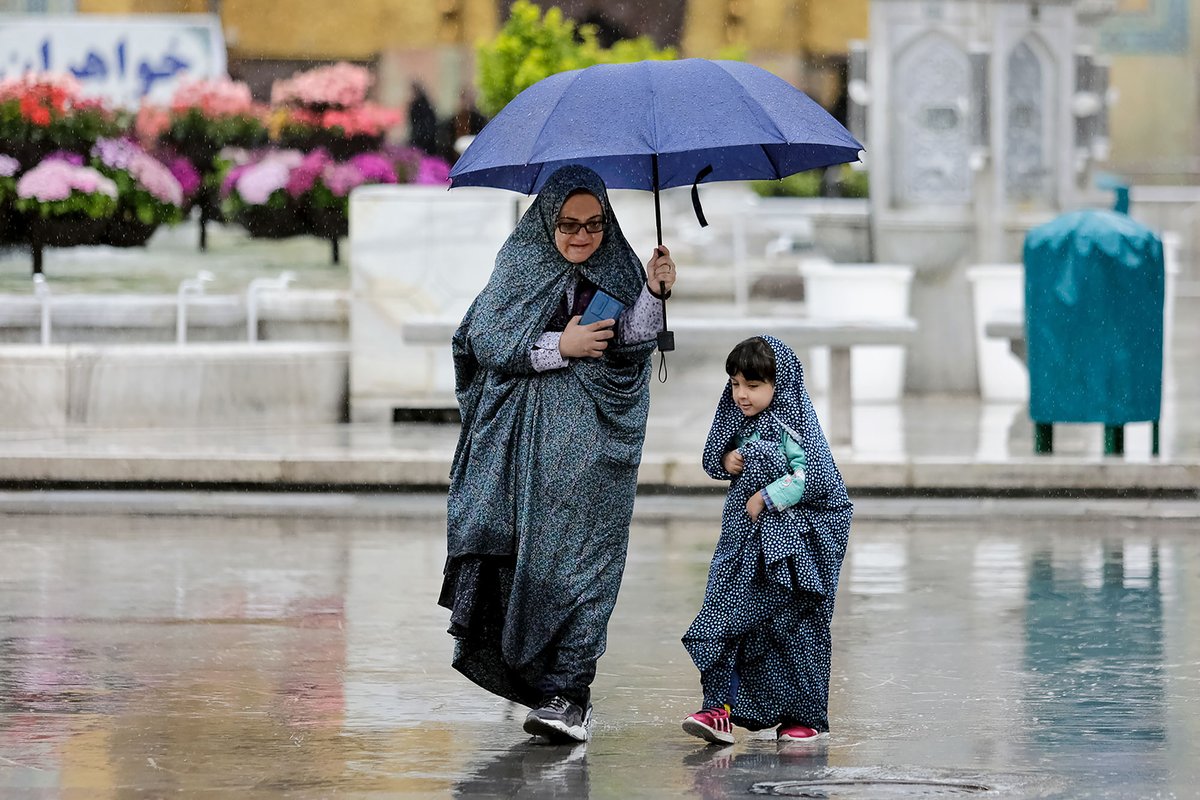 ImamRezaEN's tweet photo. The rain of love unites us... https://t.co/8ShMPJM9et