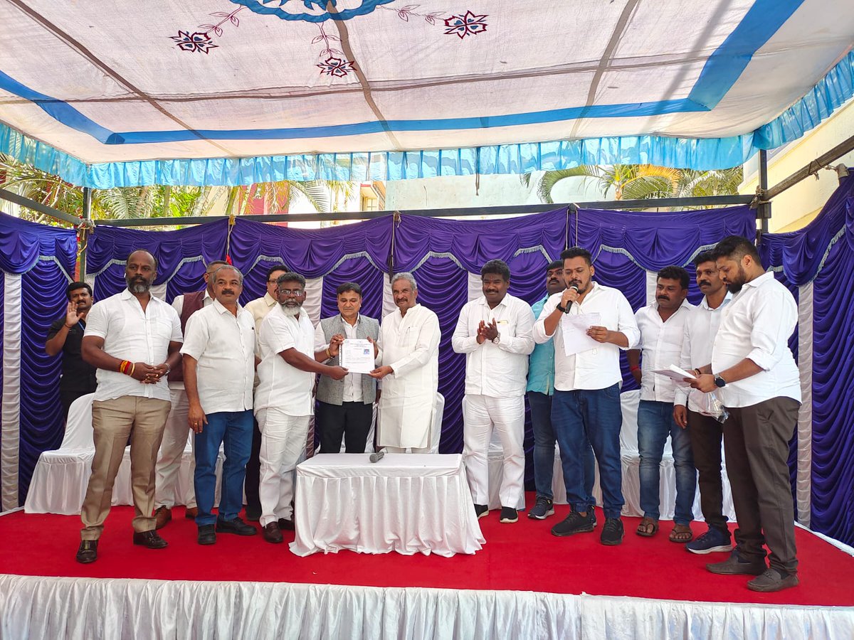 thekjgeorge's tweet photo. Today I participated in the appointment order distribution program of #MSNagar Block Minority department. During the event, I addressed the new appointees and motivated them to work towards strengthening the @INCIndia party from the booth level.
#SarvagnaNagarConstituency https://t.co/zApAfvHytB