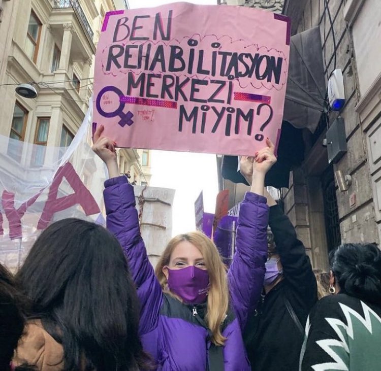 ecebalekoglu's tweet photo. demesen mi acaba ya:( https://t.co/kQ4uQughtF