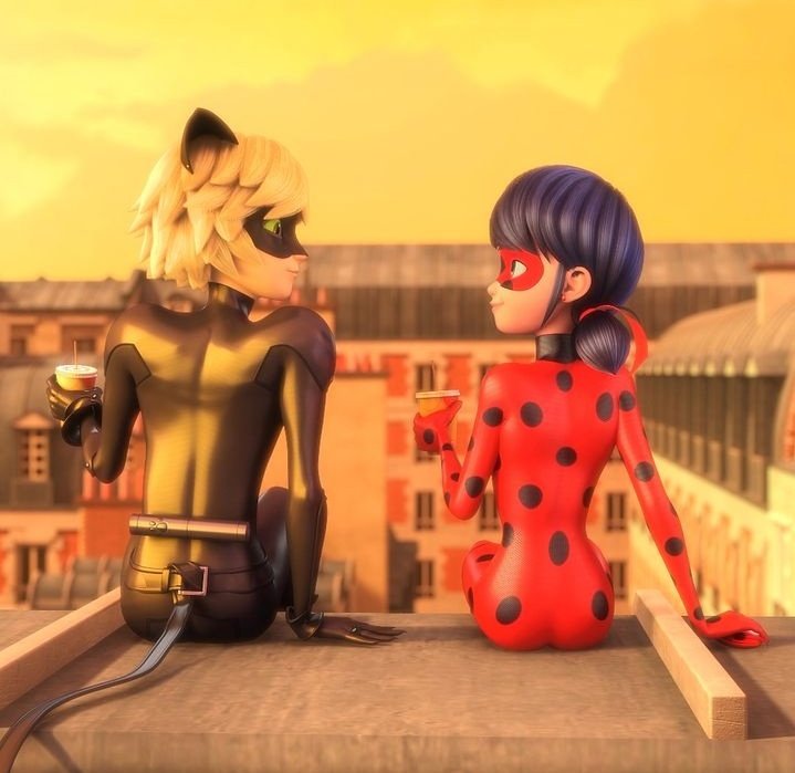 Ladybugblog4's tweet photo. Hello guys,☺💖
 I hope you are having a good time,
I want to ask you a question, what was your first thought when you first saw miraculous 🤨😏? https://t.co/4EZwUoriYL