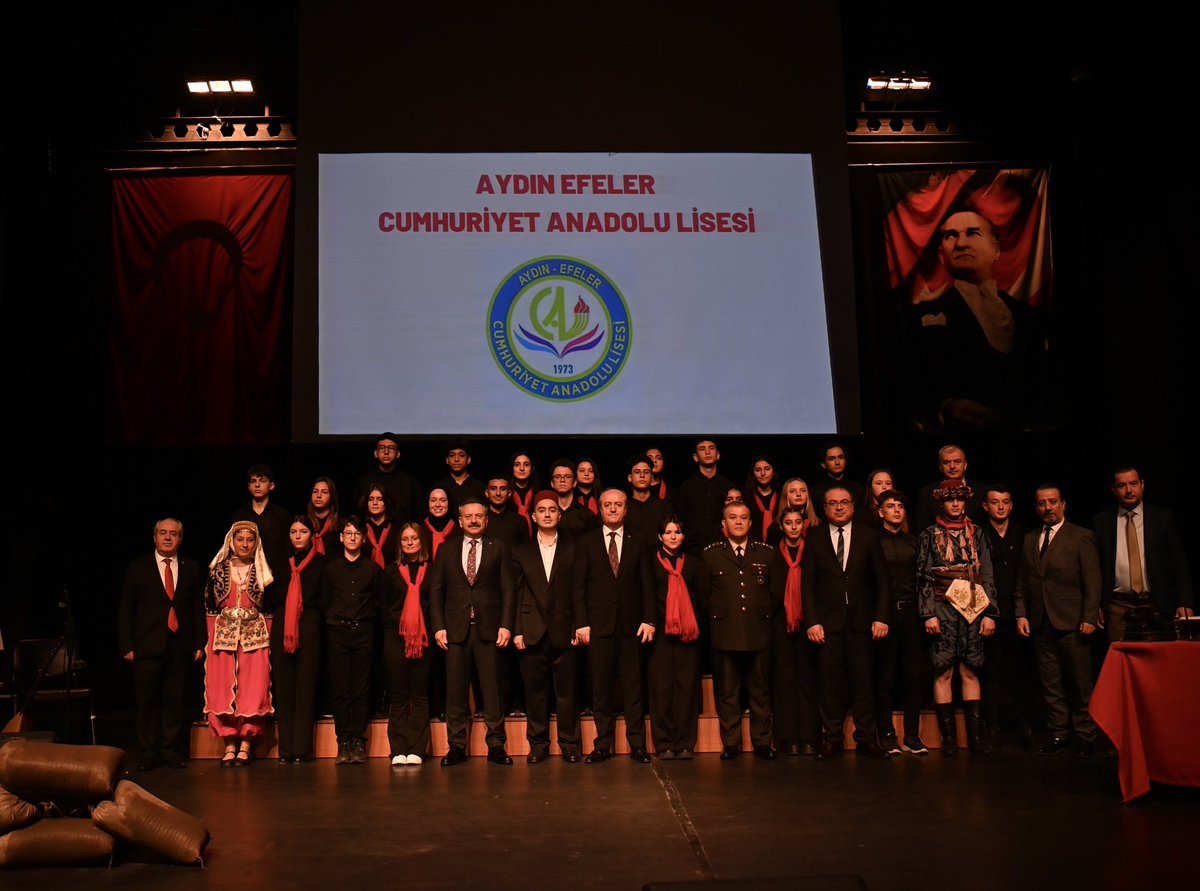 Valimiz Sayın Hüseyin Aksoy, Hidayet Sayın Kültür Merkezi’nde düzenlenen “12 Mart İstiklal Marşının Kabulünün 102. Yıldönümü ve Milli Şairimiz Mehmet Akif Ersoy’u Anma Günü” programına katıldı.

#12mart1921