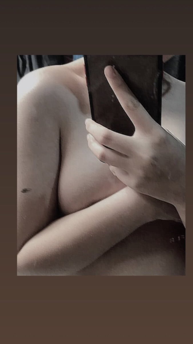 fang60423829's tweet photo. ควยเทอใหญ่ป่ะ. #อยากดูควย #เงี่ยนหี https://t.co/MzLvXBgARA