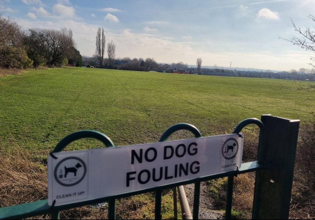 demmax688's tweet photo. AWARNESS REQUIRED PLEASE. At Westbury Sports Club, the volunteers work incredibly hard and give up most of their spare time so children can play and enjoy football.
However, before every game the volunteers have to pick up Dog Poo,which is spoiling the experience https://t.co/LRhR5PqAuA