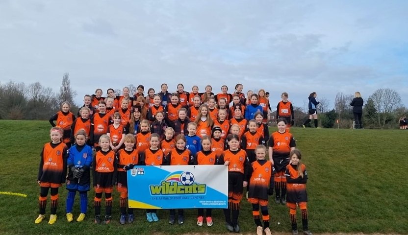 demmax688's tweet photo. AWARNESS REQUIRED PLEASE. At Westbury Sports Club, the volunteers work incredibly hard and give up most of their spare time so children can play and enjoy football.
However, before every game the volunteers have to pick up Dog Poo,which is spoiling the experience https://t.co/LRhR5PqAuA