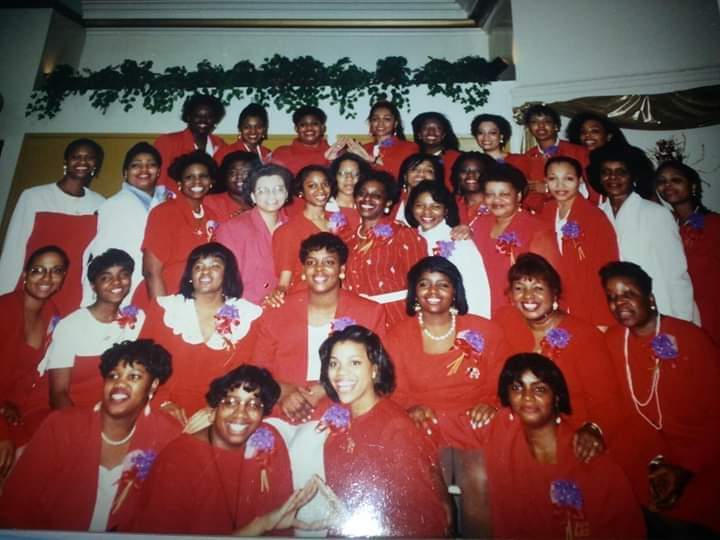 LisaAdele794's tweet photo. 29 years ago today #Harambee #NYAlumnaeMade #Spring1994 we haven't aged one bit!! https://t.co/SpFHB76Qta