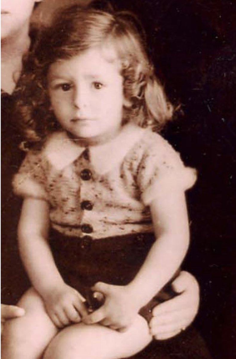 12 March 1939 | A French Jewish boy, Roger Portigheis, was born in Nice. 

He arrived at #Auschwitz on 20 December 1943 in a transport of 850 Jews deported from Drancy. He was among 505 people murdered in a gas chamber after the selection.
