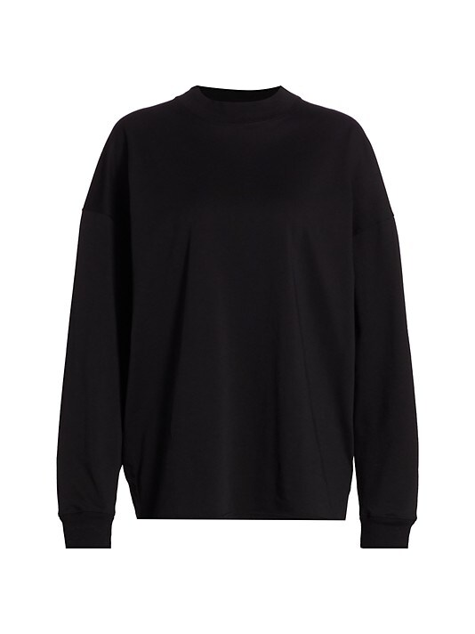 #ROSÉ wears 'Dolonas Pullover Top from THE ROW' at the D-2 Soundcheck in Born Pink: Jakarta Concert 🖤

ROSÉ MEMUKAU JAKARTA #TwoYearsWithR