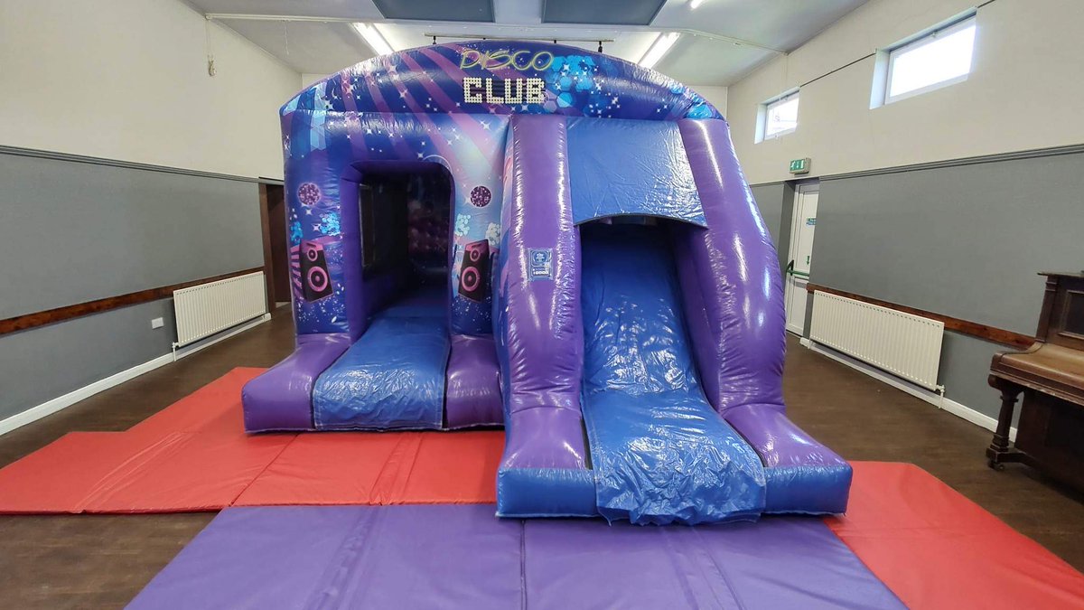 grand_castles's tweet photo. Bouncy castles, soft play and party packages for hire. Great value from just £75 including delivery! Full details, availability checker and online booking at https://t.co/lpREVk1cMg, drop us a message or give us a call on 01507 735235 - we’re always happy to help! https://t.co/qwOJog2cXz