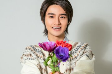 鶴嶋乃愛 100枚限定 直接サイン入りパネル 【60％OFF】 htckl.water.gov.my