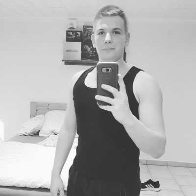 Twobeers’s pics and videos