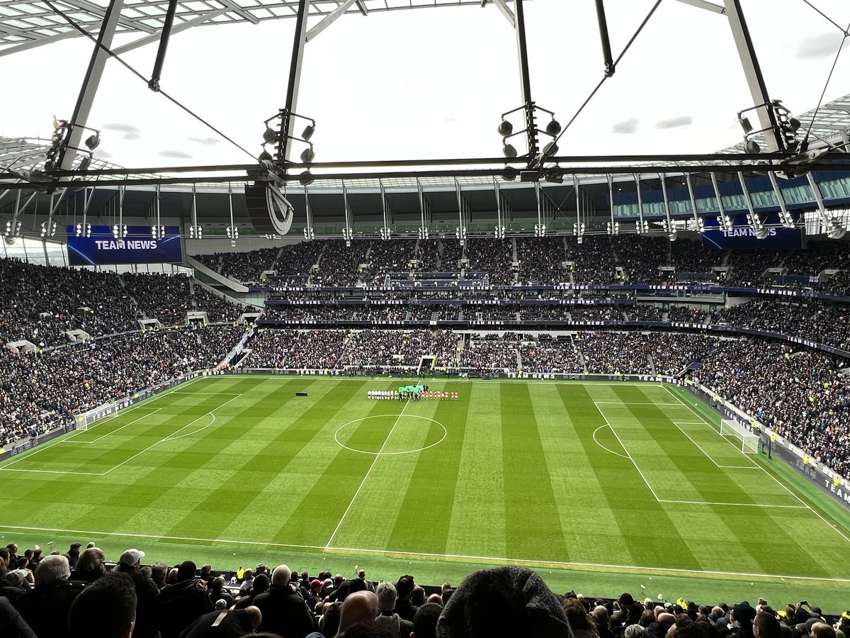 pugsley83_andy's tweet photo. Great day out at Spurs yesterday! Solid performance and good to spend the day with the brother-in-law for his 40th present! Not happy with the 6hr drive home 👎 #TottenhamHotspur #london #oneofourown #choppingtrees https://t.co/15OWQii81L