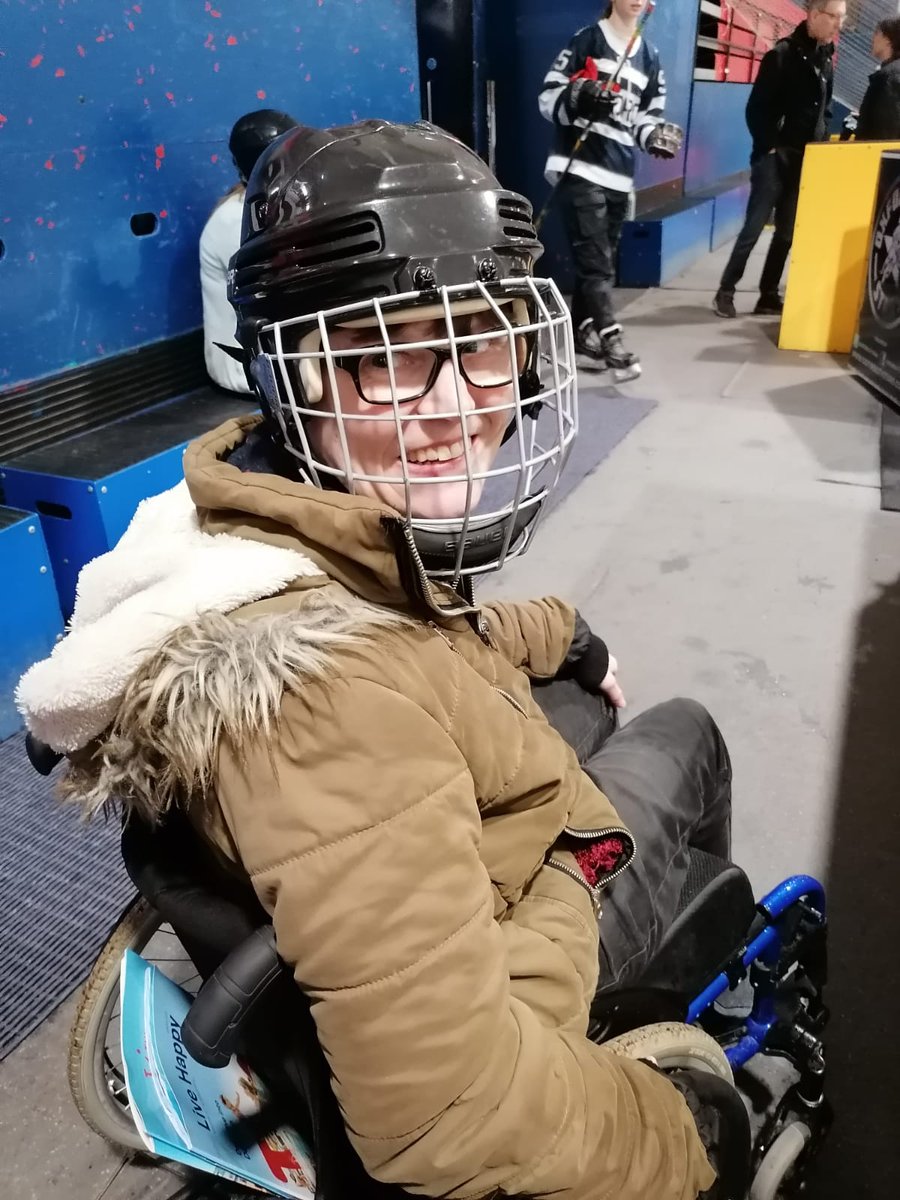 PGibbons2021's tweet photo. Really enjoyed joining my fellow #activeambassador @BlindEdSheeran at a Try Blind Ice Hockey event yesterday. It was great to watch and learn and also fun to be able to get on the ice and have a go myself. Thank you for having me.
#blindicehockey #oxford #inclusion
@activeoxon https://t.co/9w5dJfND8K