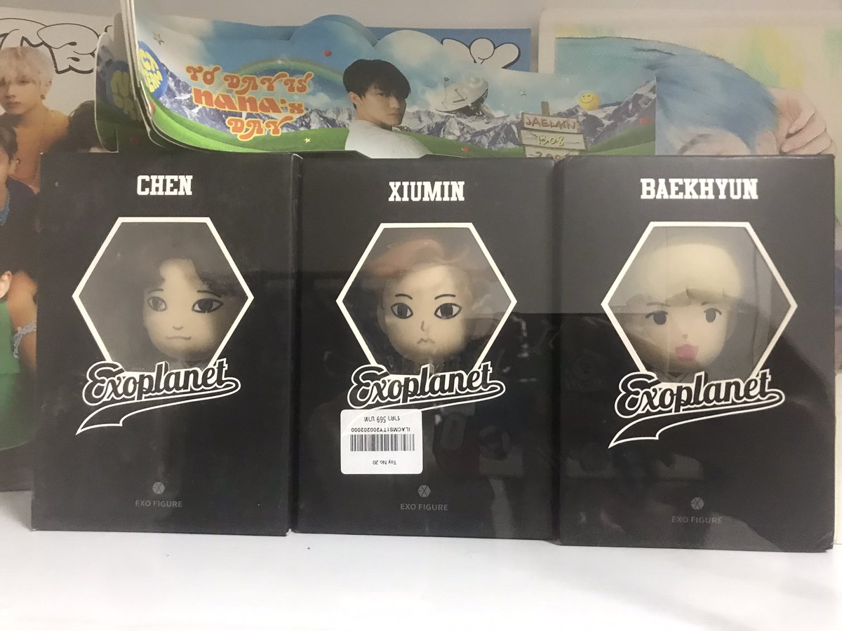 23beckkyy's tweet photo. WTS Baekhyun Xiumin Chen miniso figure with card 
• 400 .-
• pls dm 
ฟิกเกอร์ miniso แบคฮยอน ซิ่วหมิน จงแด 
#ตลาดนัดEXO
 #ตลาดนัดexo https://t.co/dsy7ipElwn