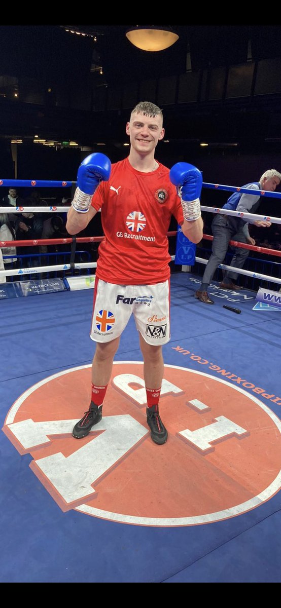 Thank you to the most amazing sponsors <a href="/FARLogistics/">Far Logistics</a> &amp; <a href="/GBRecruitmentUK/">GB Recruitment</a> so proud to represent you in battle. without you I can’t live my dream. I’m forever grateful 🥊🤝 #boxing #proud #newprofilepic