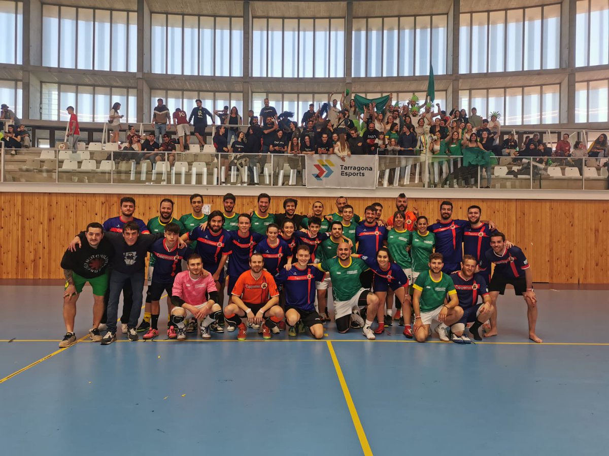 saballuts's tweet photo. Perdem a semis i ens jugarem el 3er lloc contra @collavella ‼️

#Castellers #Sabadell #TorneigXdT https://t.co/xxX6zc4ODk