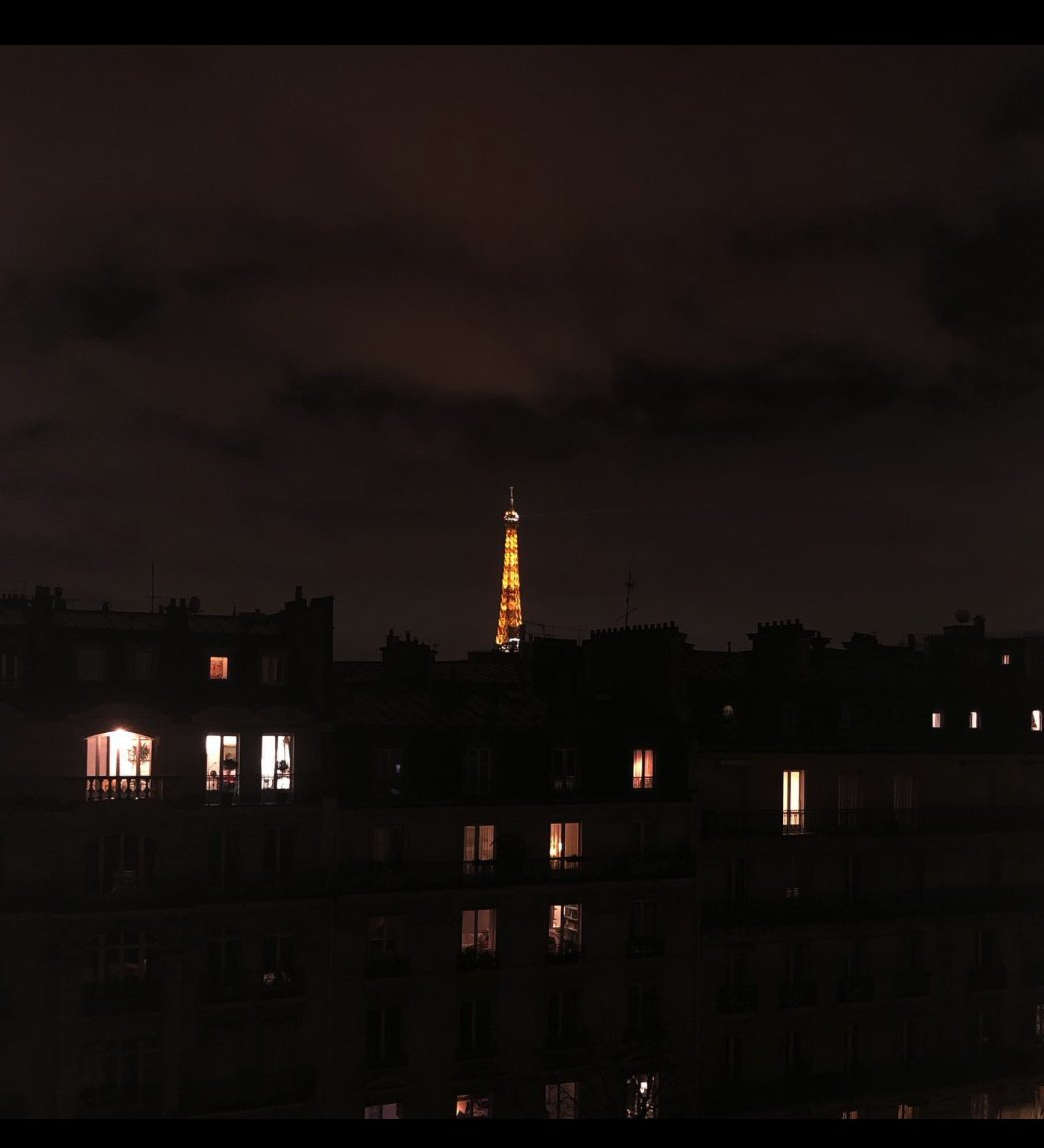 FranceSignature tweet picture