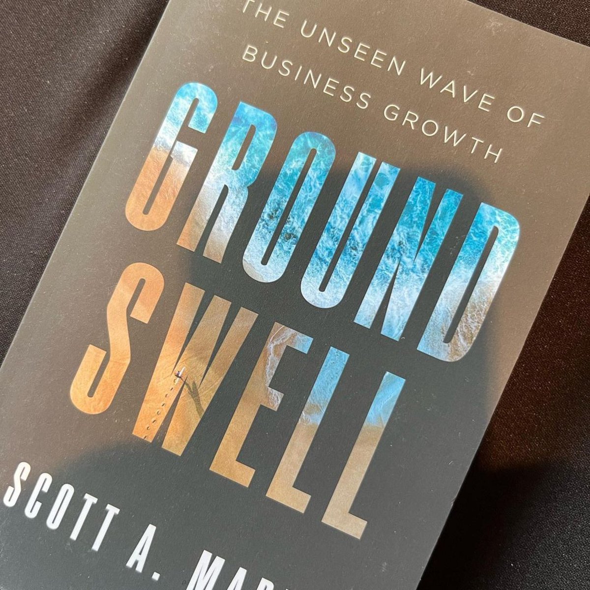 groundswellingO's tweet photo. #Groundswelling The Method of Building a #Groundswell from @ScottAdamMartin Book launch March 22,2023 #TheGroundswellBook #gswl #groundswellbook #scottmartin https://t.co/84pNZU22LA