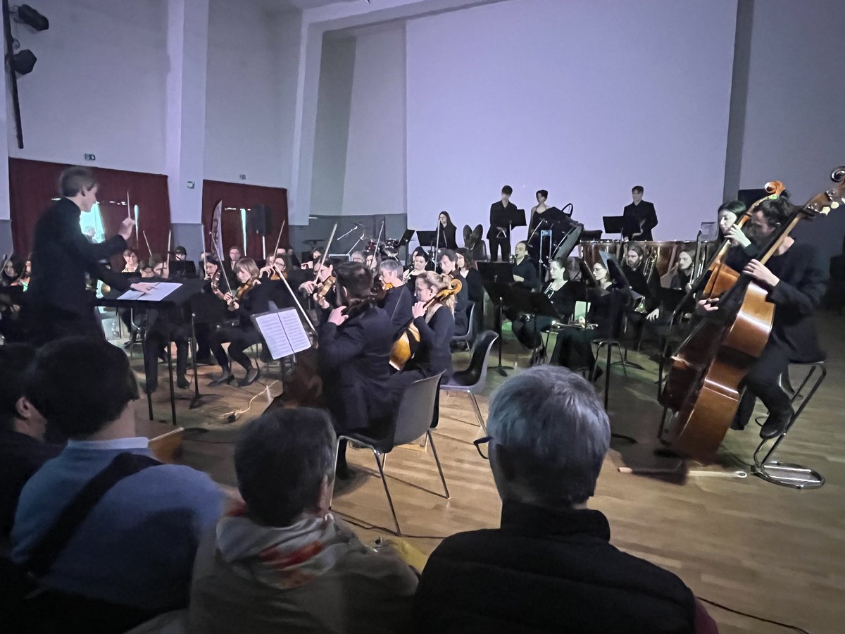 nkoenders's tweet photo. 🎺🎻Dimanche en musique avec le concert de la Confédération Musicale dede France - Côte-d’Or, salle Devosge. https://t.co/xLMPOddLec