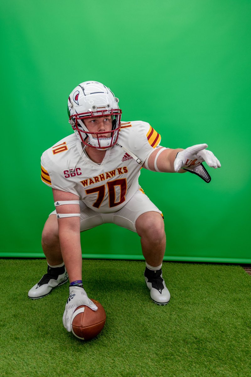 LandonVallee70's tweet photo. Had a great time watching ULM’s first spring scrimmage! Thank you for the hospitality! Hope to be back! @HirschGarrett @Coach_Segler @ULMFB_Recruit #talonsout 🦅 https://t.co/1fBfjnRtWt