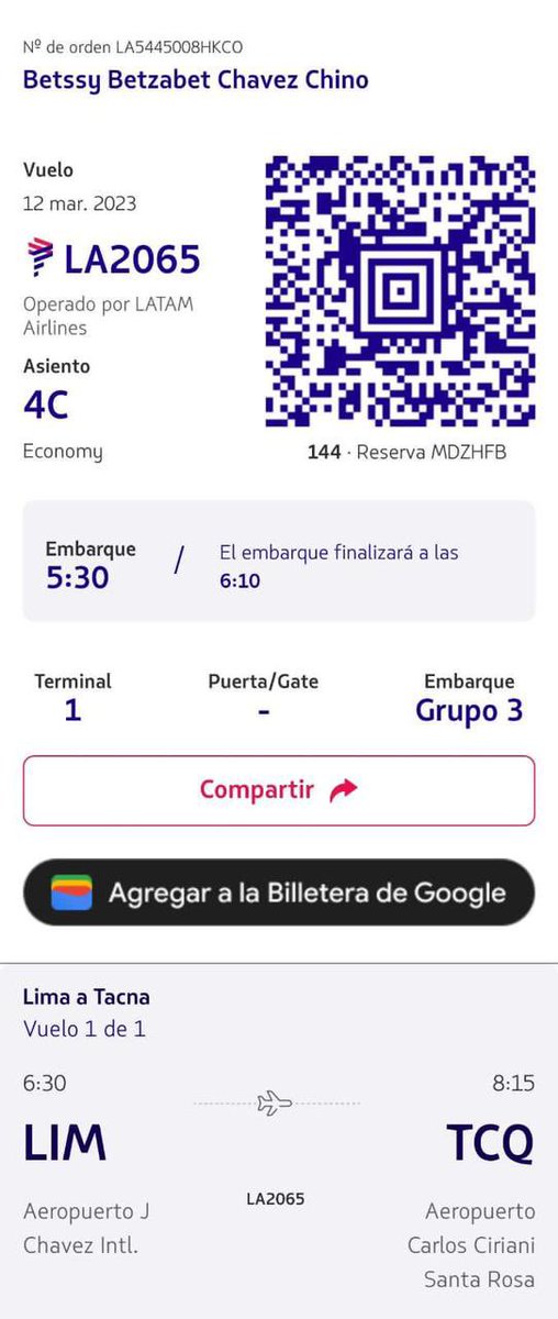PolloFarsantePe's tweet photo. Esta mañana, la golpista Betssy Chávez comenzó con éxito la larga marcha de su cantada fuga. Como consta en este pase de abordaje, voló a su natal y fronteriza Tacna sin problemas. Cada vez más cerca de librarla. @PoliciaPeru @FiscaliaPeru @BrujaBlanqiRoja https://t.co/ukdBTiMfbi
